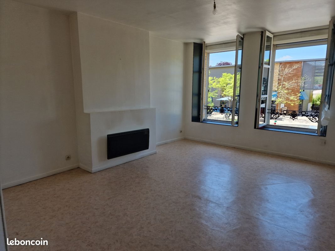 Appartement à louer, 38m², Charleville-Mézières