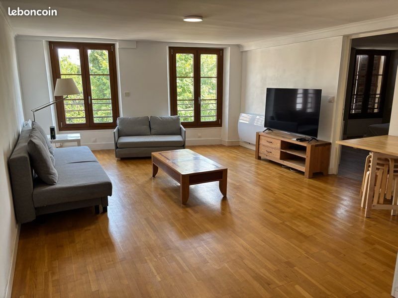 Appartement à louer, 47m², Bièvres