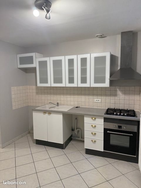 Appartement à louer, 79m², Joigny
