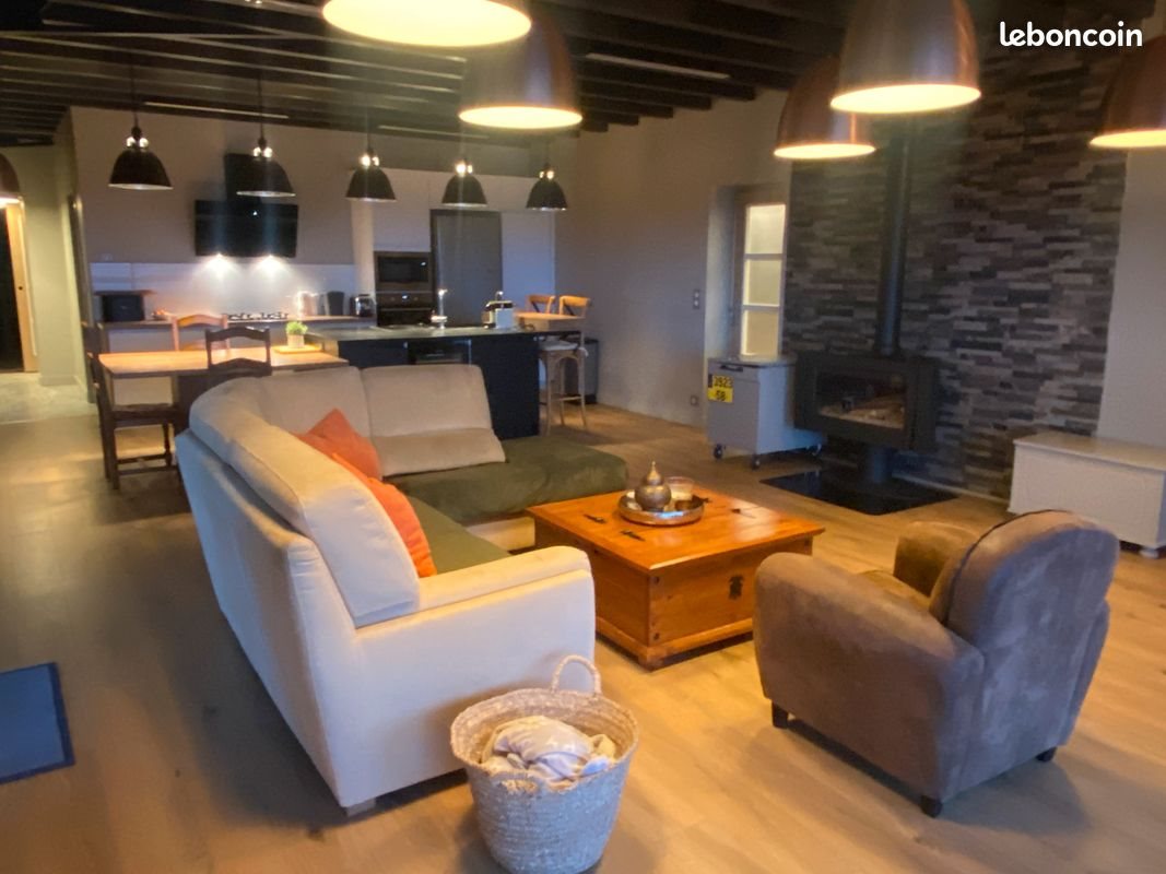 Maison à vendre, 435m², Saint-Pierre-le-Moûtier