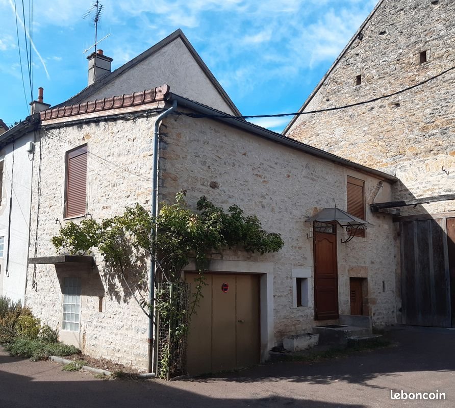 Maison à louer, 45m², Buxy
