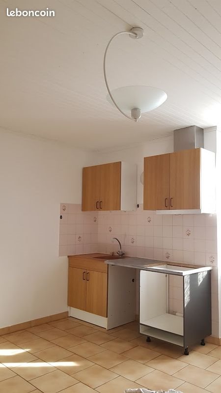Maison à louer, 45m², Buxy