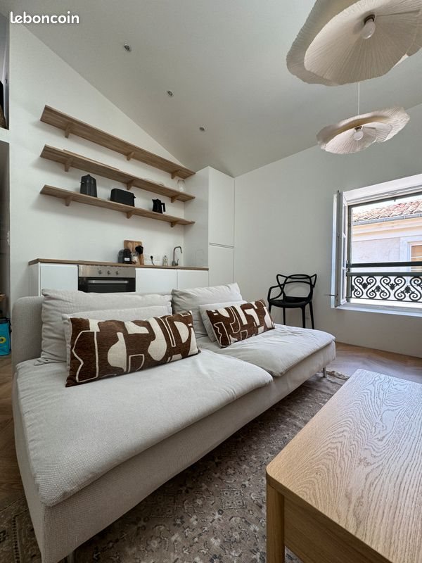 Appartement à louer, 39m², Nîmes