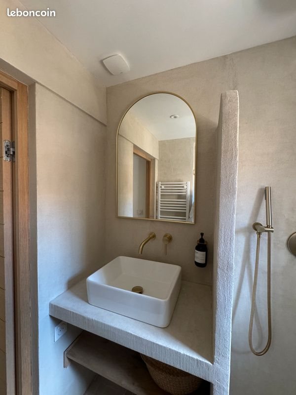 Appartement à louer, 39m², Nîmes