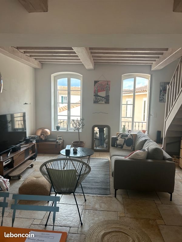Appartement à louer, 70m², Eyragues