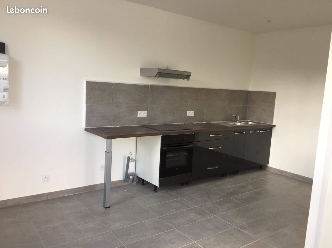 Appartement à louer, 85m², Rieux-Volvestre
