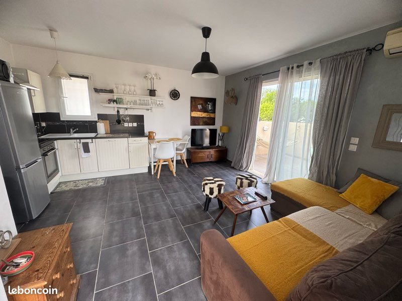 Maison à louer, 40m², La Crau