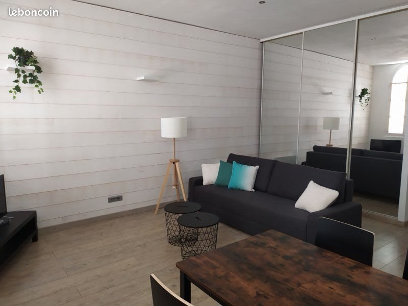 Appartement à louer, 49m², Toulon