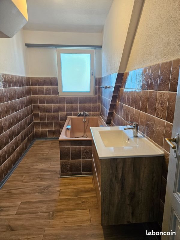 Appartement à louer, 79m², Delle