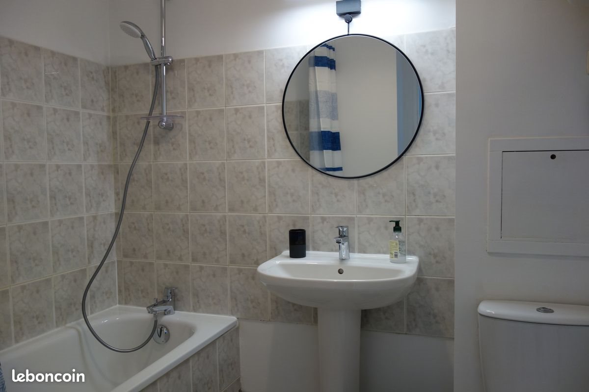 Appartement à louer, 22m², Saint-Cyr-l'Ecole