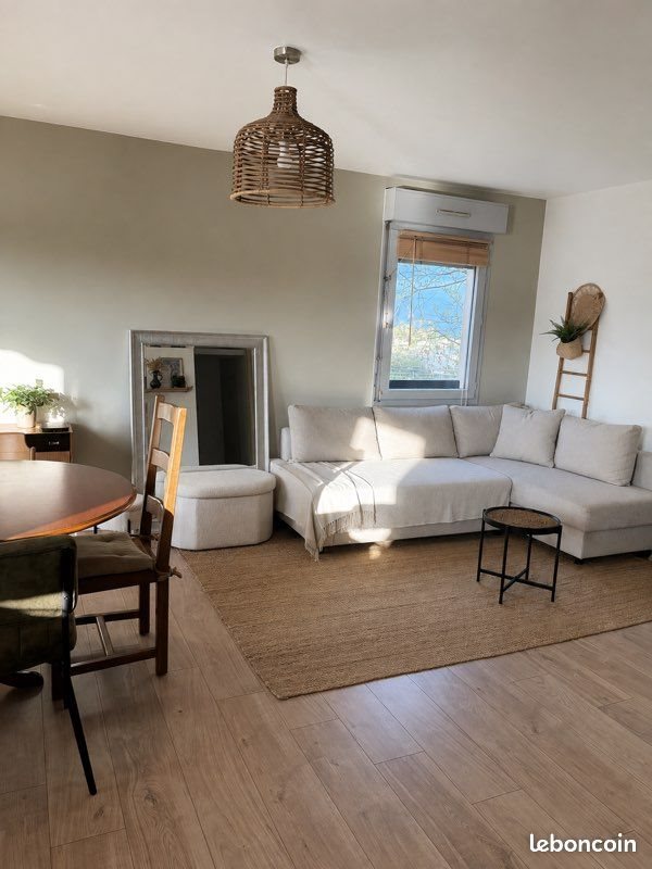 Appartement à louer, 65m², Biot