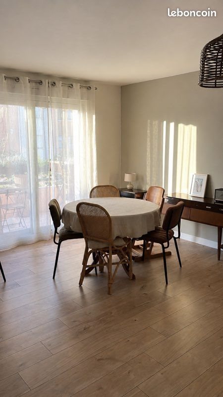 Appartement à louer, 65m², Biot
