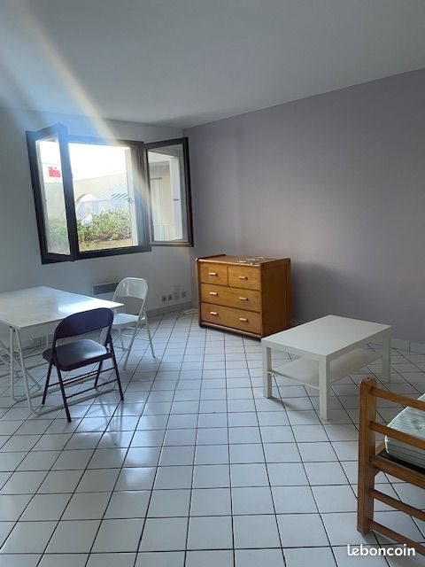 Appartement à louer, 28m², Saint-Etienne