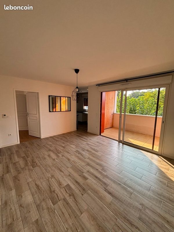 Appartement à louer, 40m², Pessac