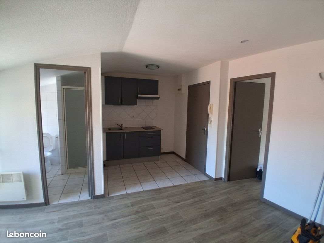 Appartement à louer, 30m², Cournon-d'Auvergne