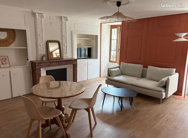 Appartement à louer, 49m², Gex