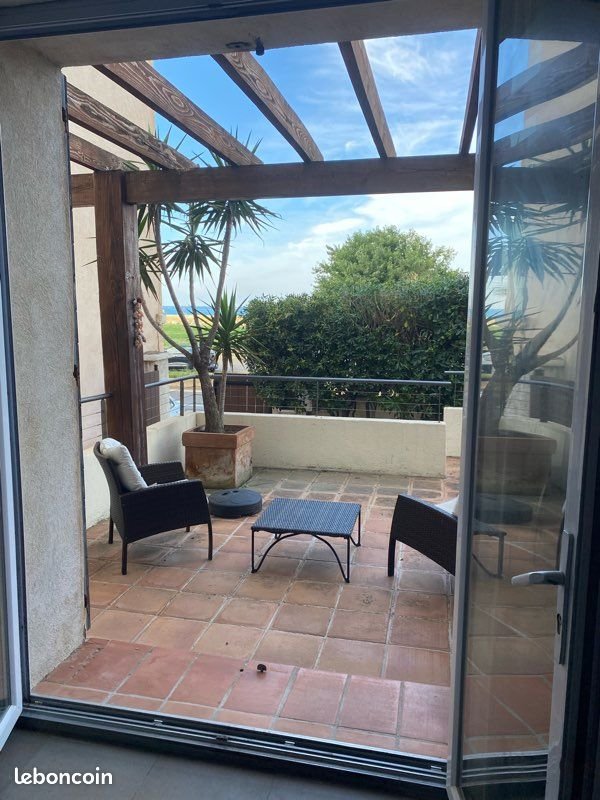 Appartement à louer, 28m², Marseille 8ème