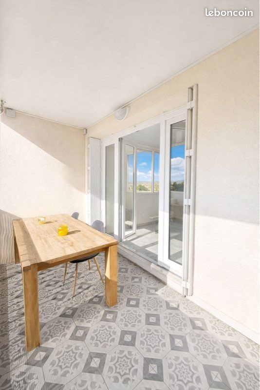 Appartement à louer, 95m², Saint-Raphaël