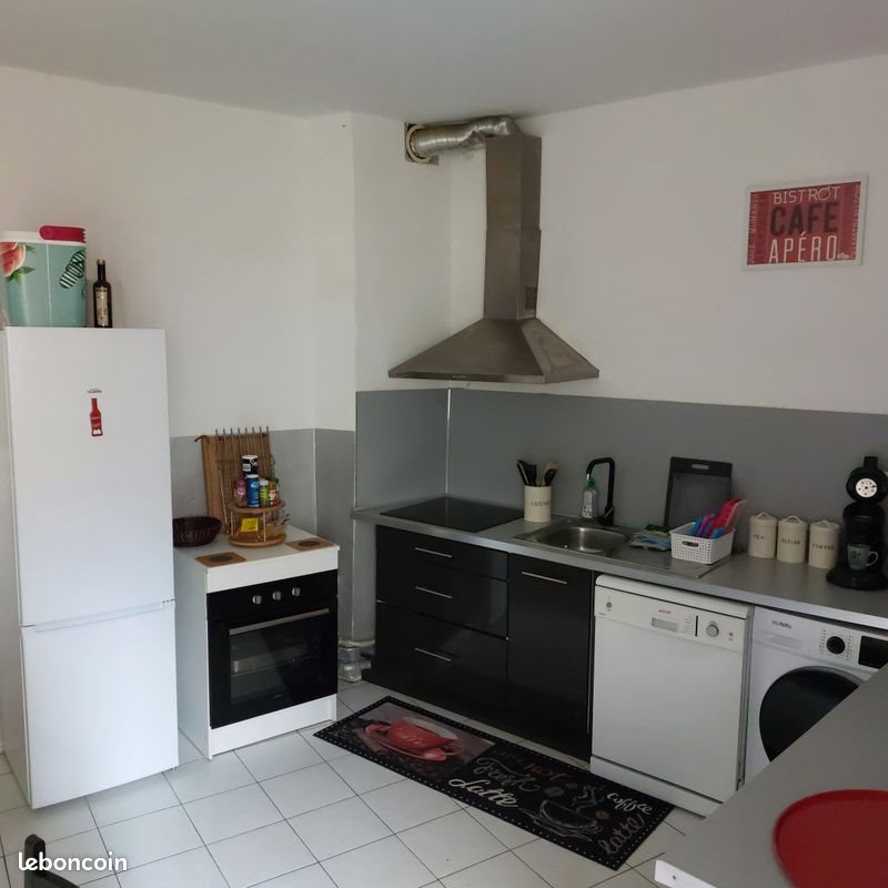 Maison à louer, 94m², Vias