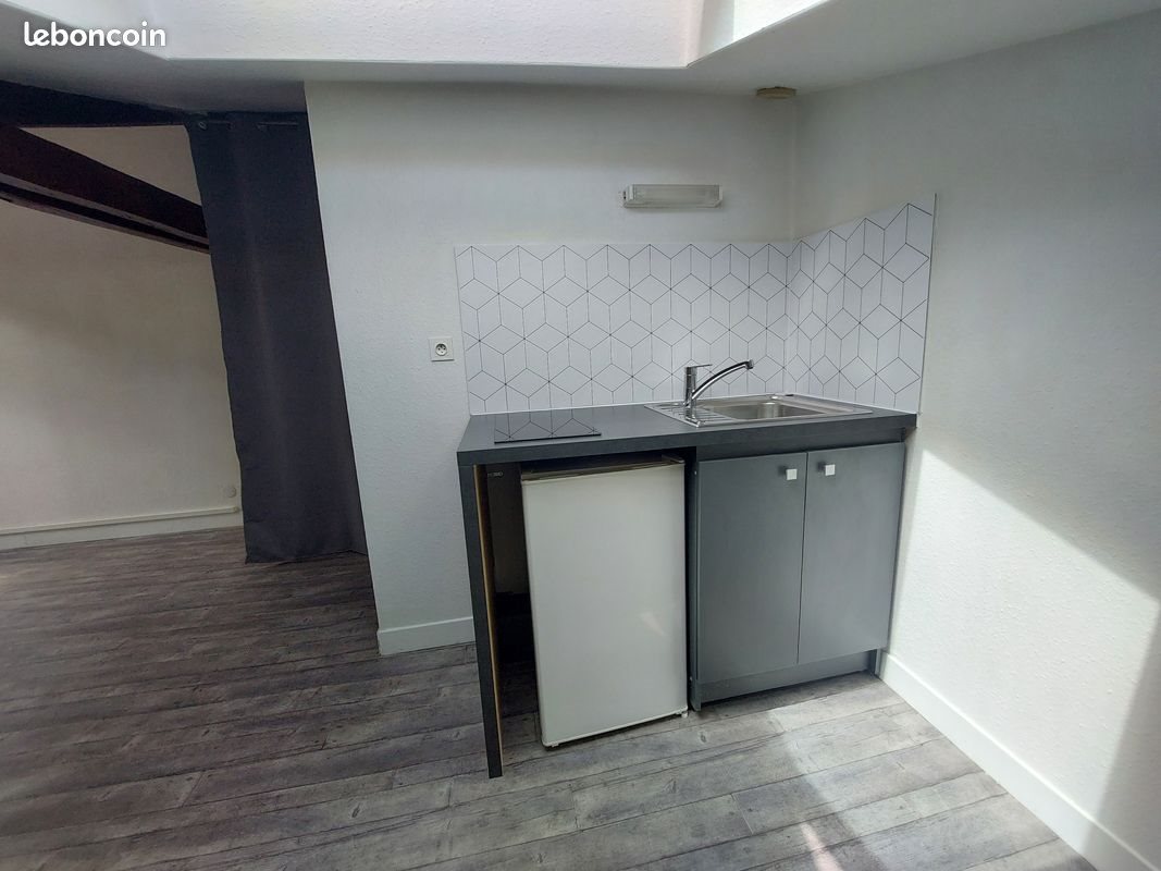 Appartement à louer, 24m², Reims