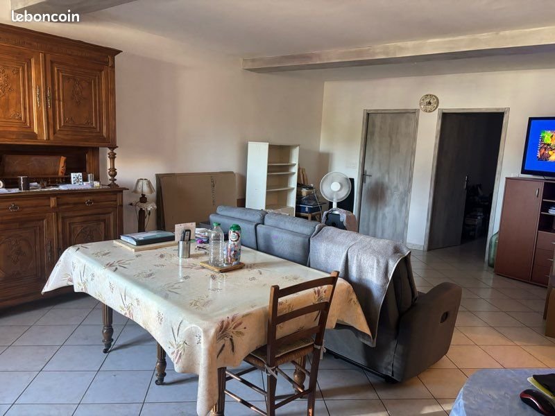 Appartement à louer, 60m², Valréas