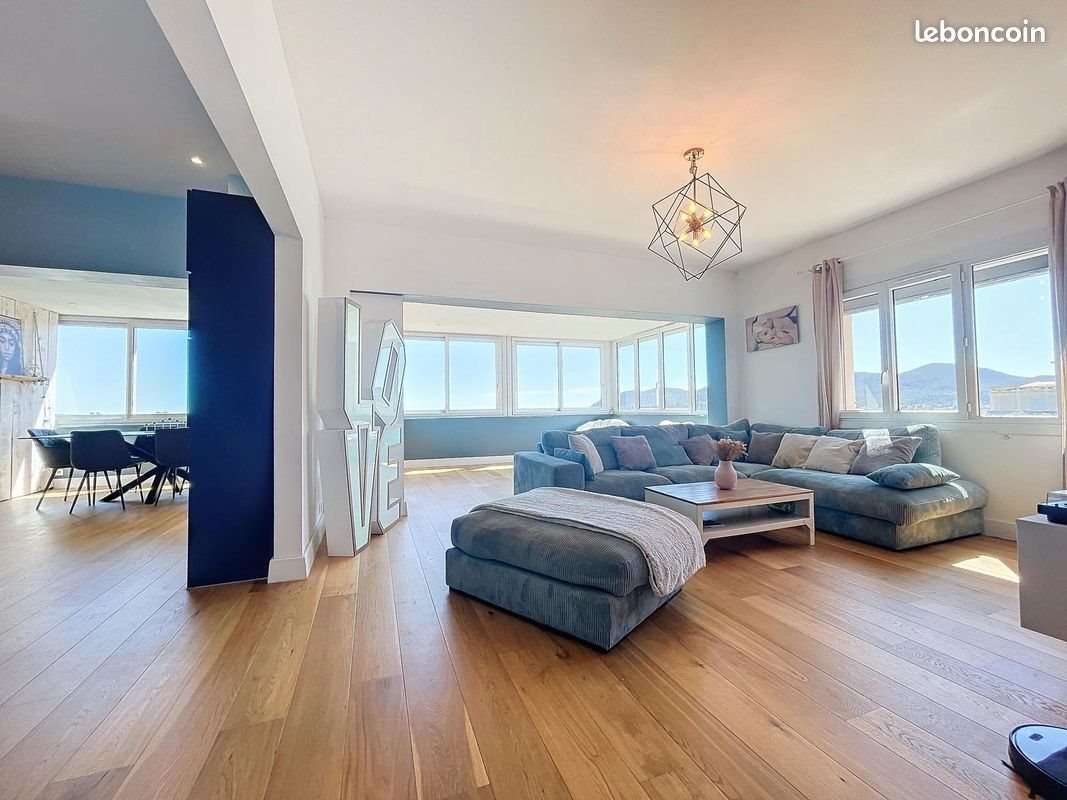 Appartement à vendre, 111m², Mandelieu-la-Napoule