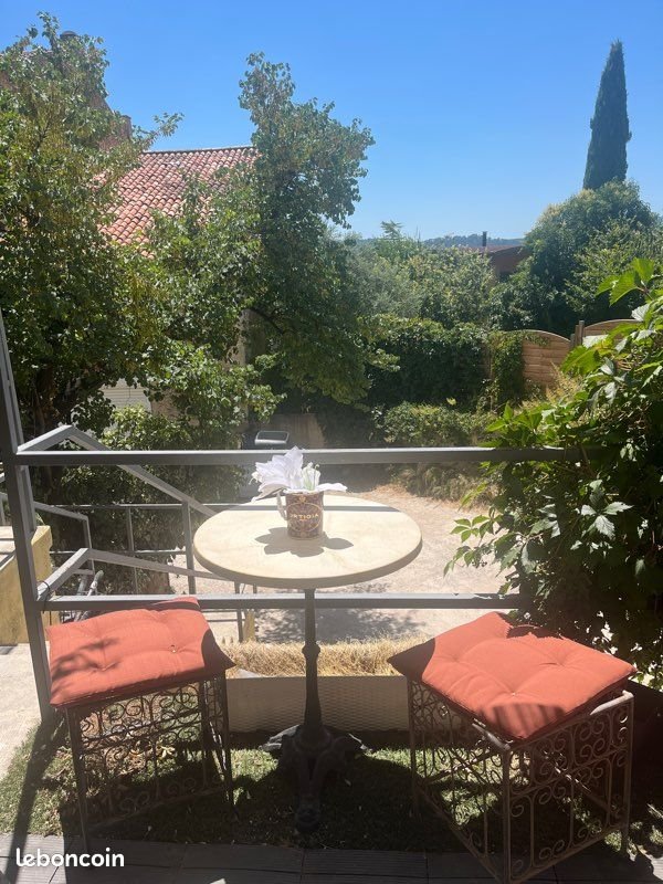 Appartement à louer, 67m², Cadenet