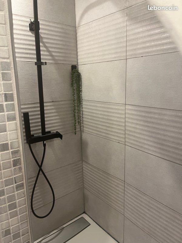 Appartement à louer, 67m², Cadenet