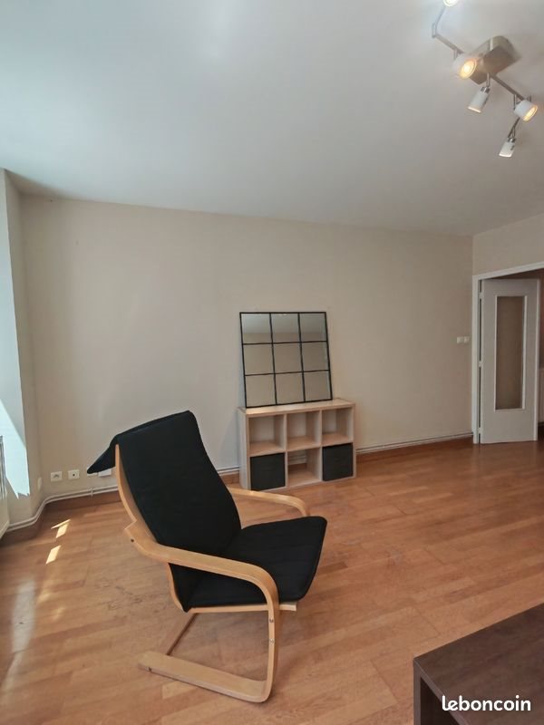 Appartement à louer, 73m², Valence