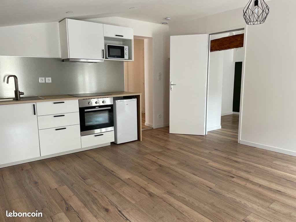 Appartement à louer, 46m², Roquecourbe