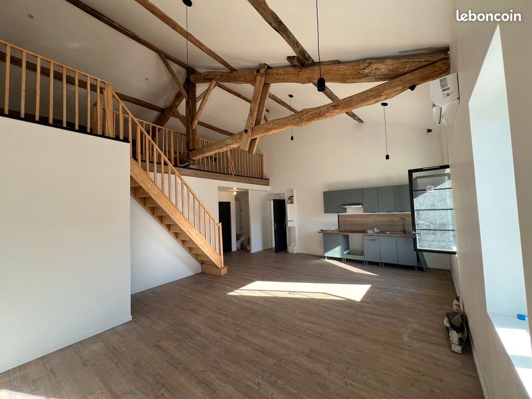 Appartement à louer, 99m², Réalville