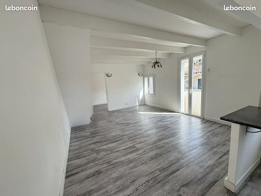 Appartement à louer, 56m², Istres