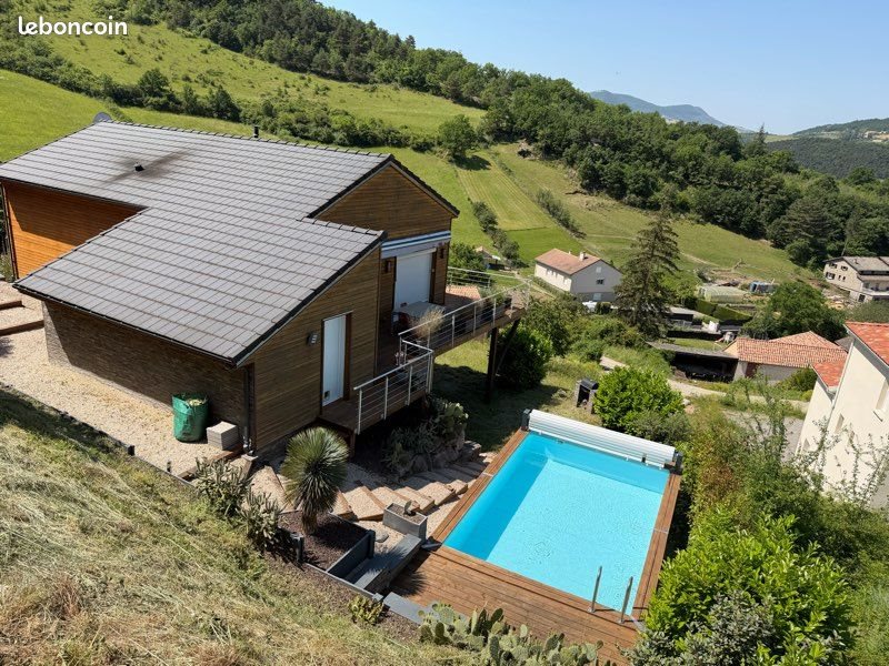Maison à vendre, 110m², La Cresse