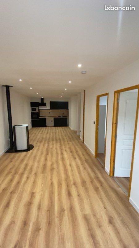 Appartement à louer, 80m², Albon