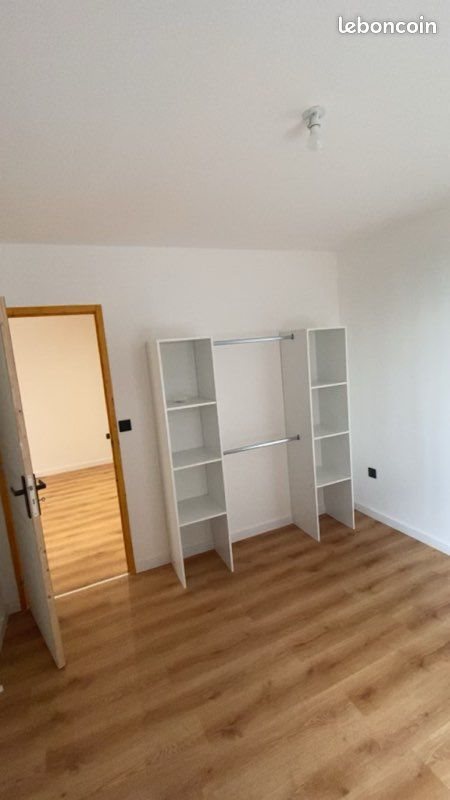 Appartement à louer, 80m², Albon