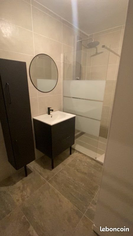 Appartement à louer, 80m², Albon