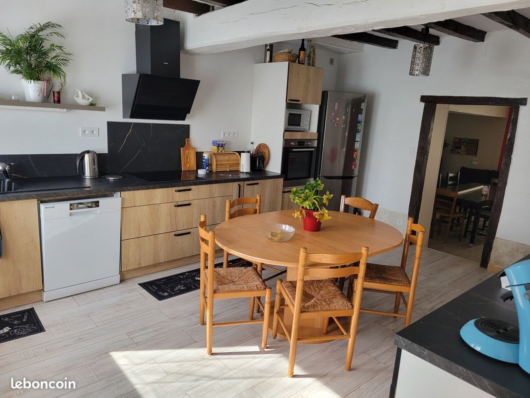 Maison à vendre, 164m², Villieu-Loyes-Mollon