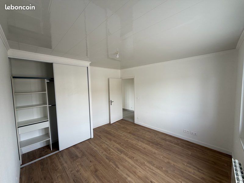 Appartement à louer, 70m², Saint-Clair-du-Rhône
