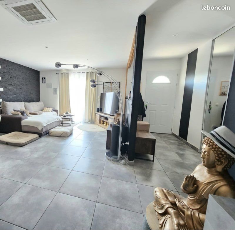 Maison à vendre, 133m², Poncins
