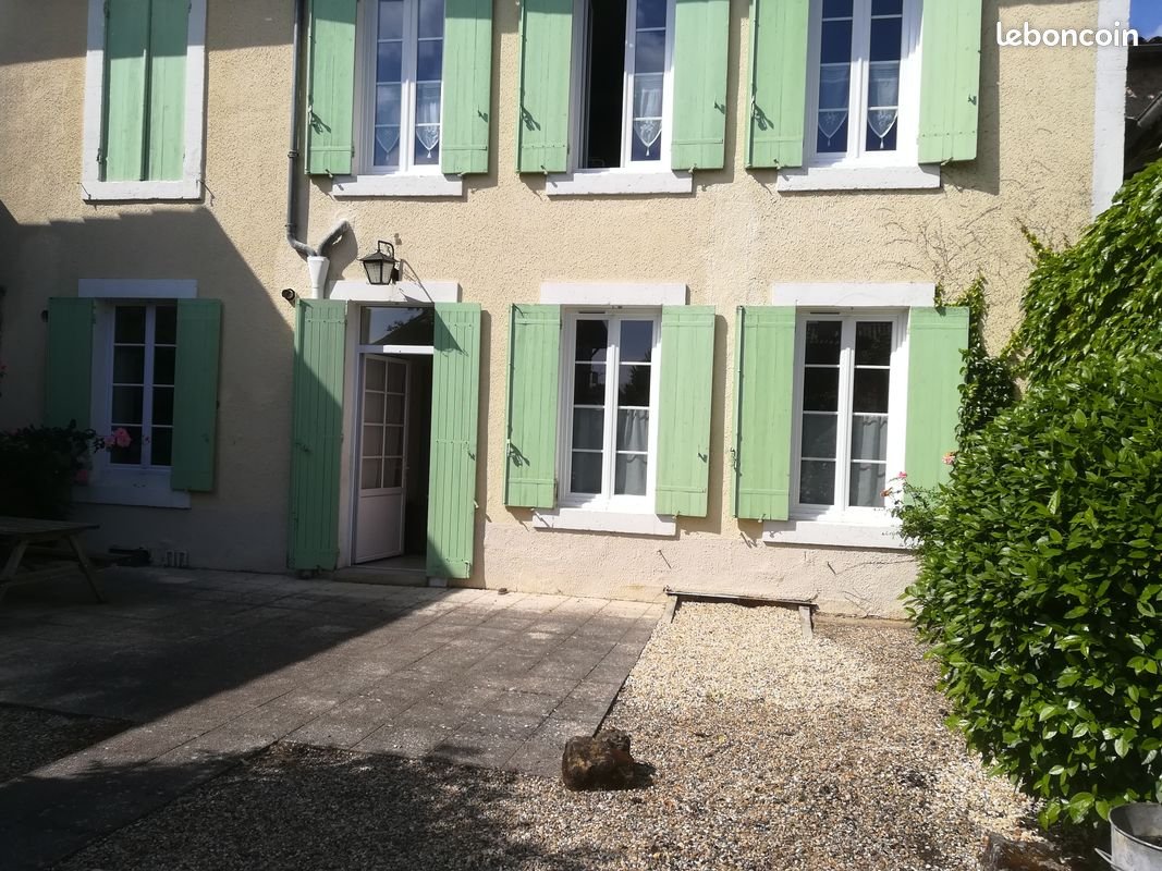 Appartement à louer, 100m², Villandraut