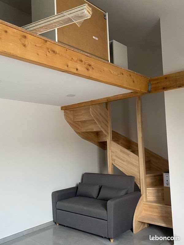 Appartement à louer, 28m², Nîmes