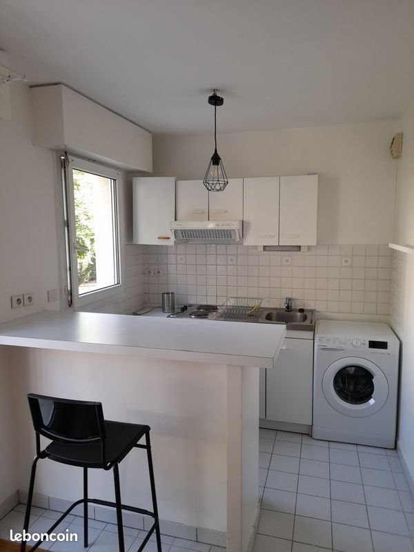 Appartement à louer, 35m², Garches