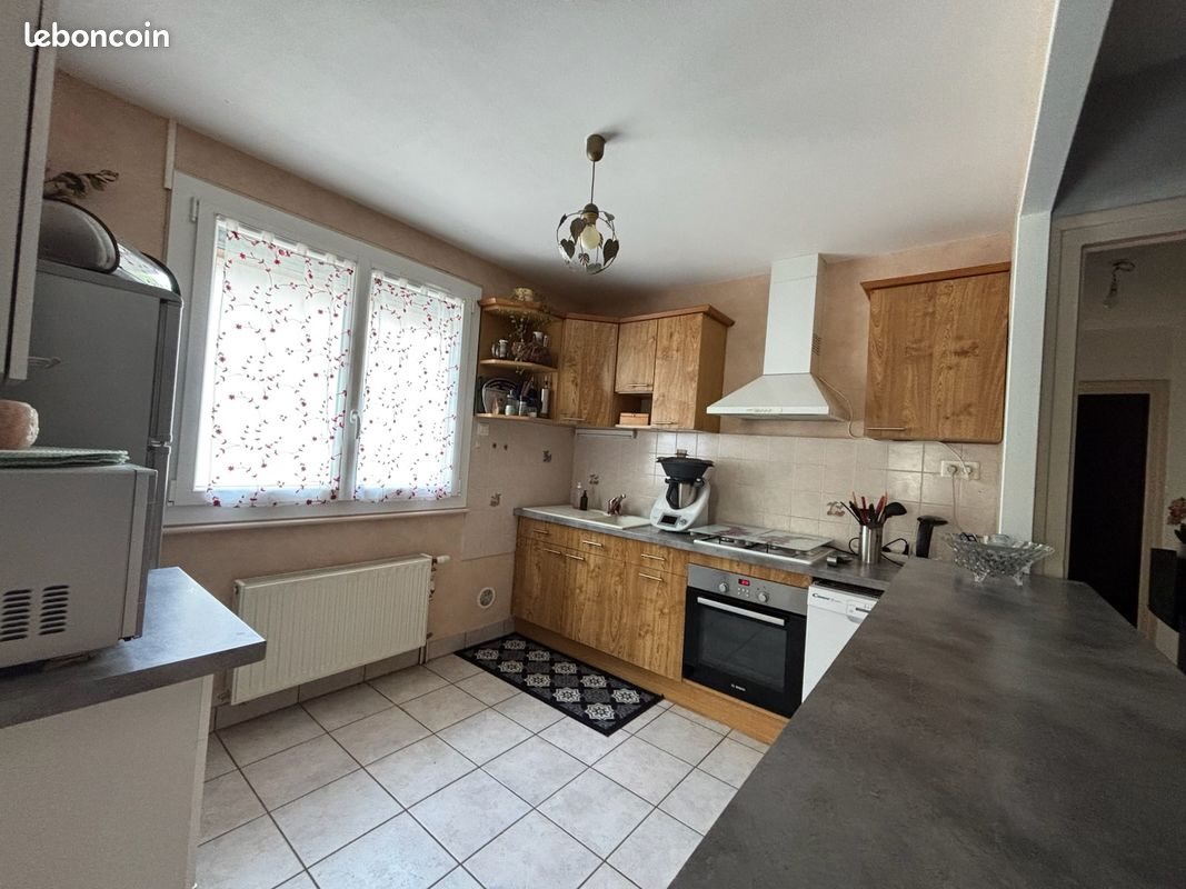 Maison à vendre, 67m², Vichy