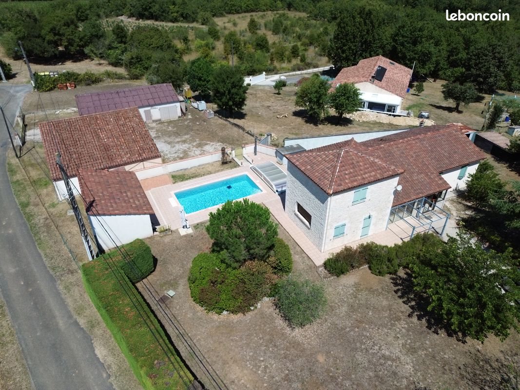 Maison à louer, 144m², Trespoux-Rassiels