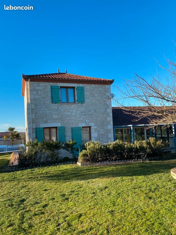 Maison à louer, 144m², Trespoux-Rassiels