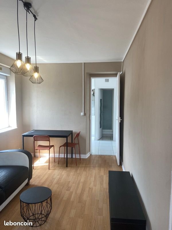 Appartement à louer, 28m², Saint-Nazaire