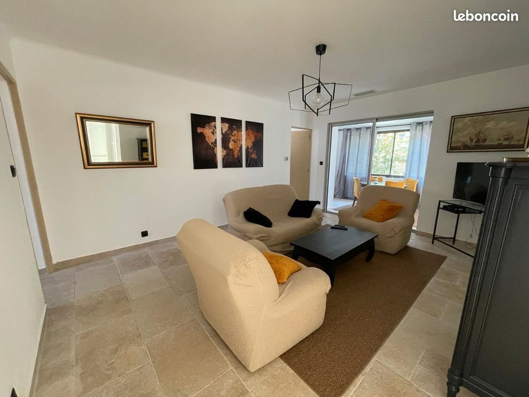 Maison à louer, 100m², La Crau
