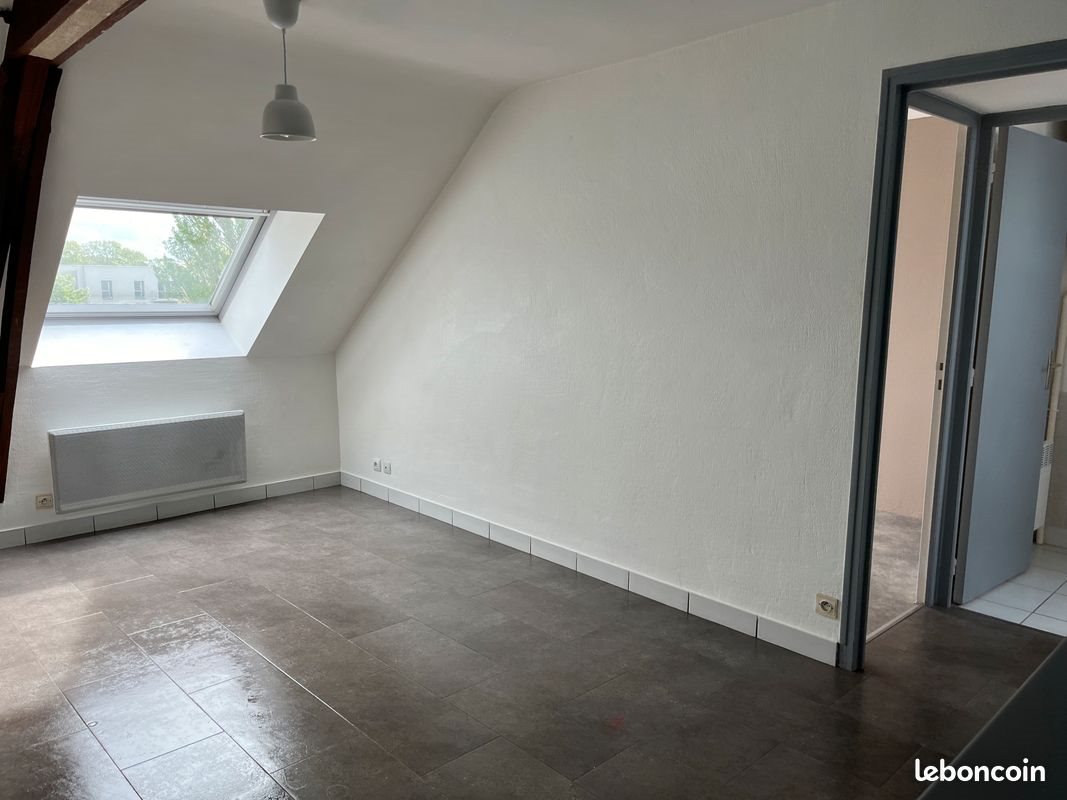 Appartement à louer, 20m², Pont-Péan