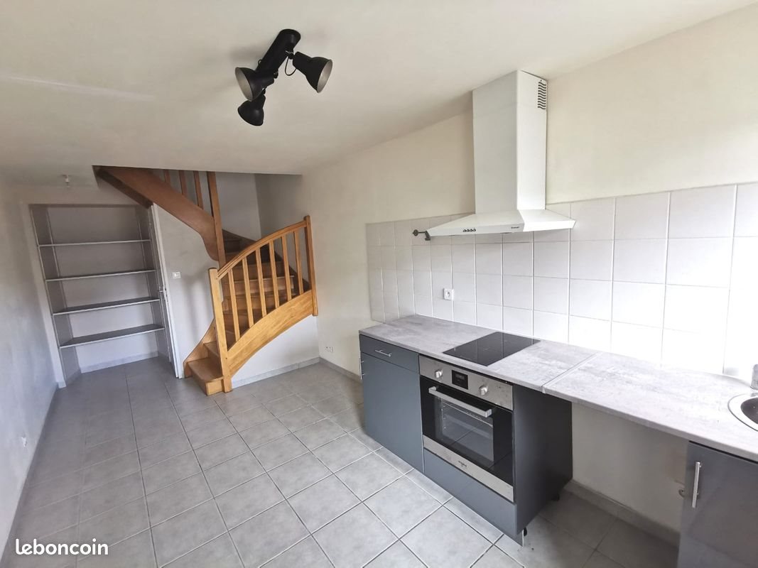 Maison à louer, 57m², Les Touches