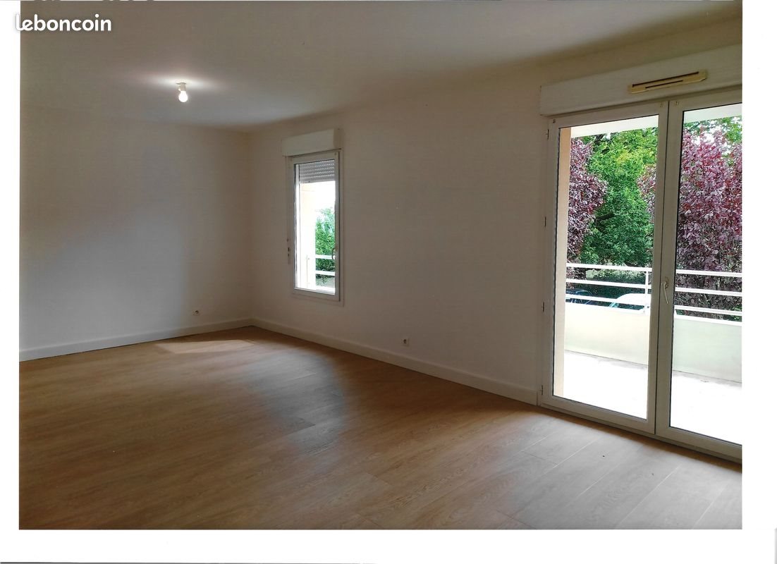 Appartement à louer, 68m², Mûrs-Erigné